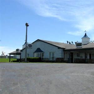Harrisonville Inn & Suites Εξωτερικό φωτογραφία
